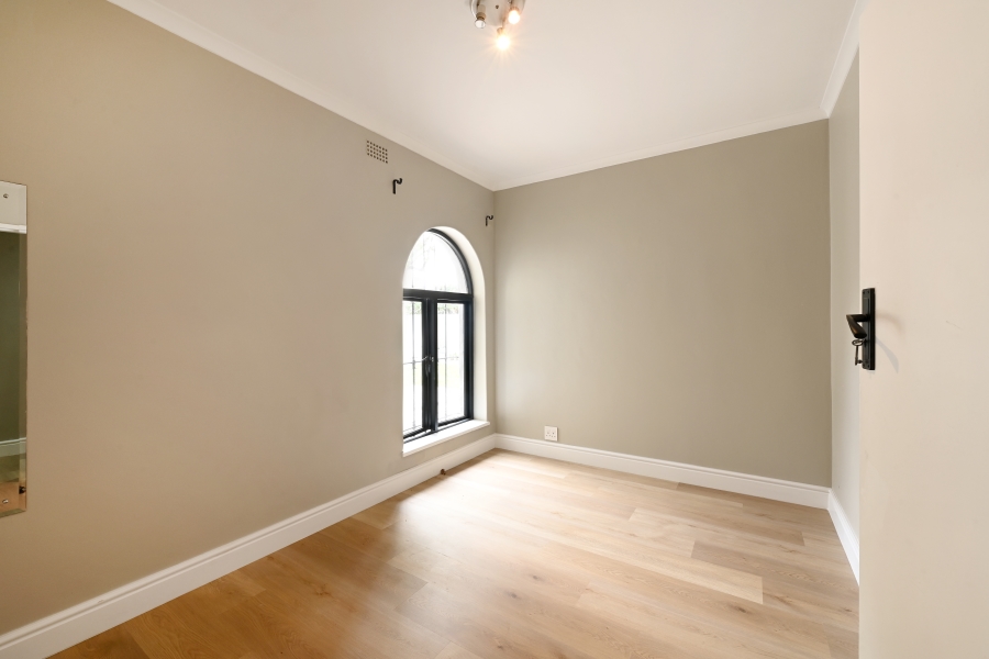 To Let 5 Bedroom Property for Rent in Newlands Western Cape